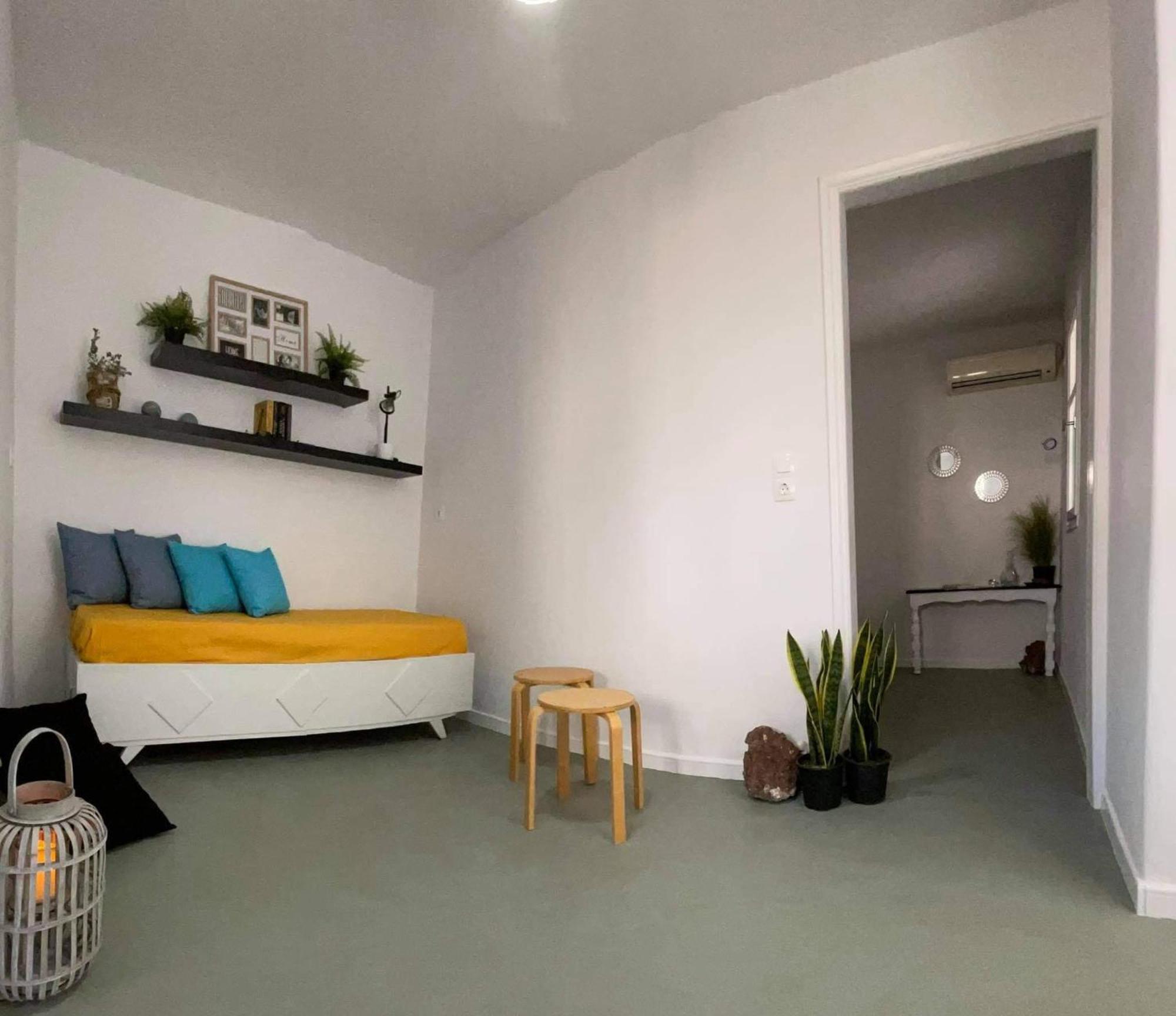 Sabbia Calda Apartments Perissa  Bagian luar foto