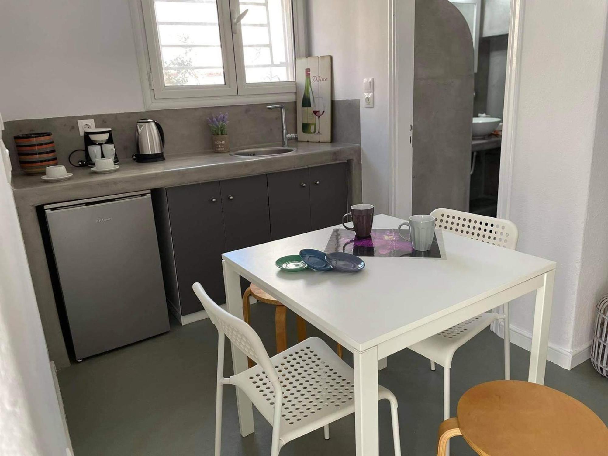 Sabbia Calda Apartments Perissa  Bagian luar foto